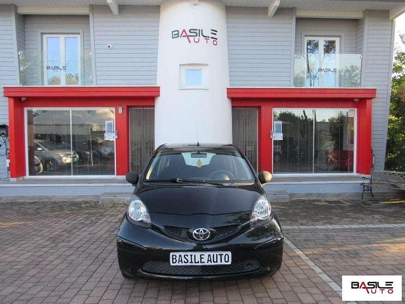 Nero Usata 2008 Toyota Aygo Sol Due volumi | 3800 € (Buon prezzo) - Immagine 1/4