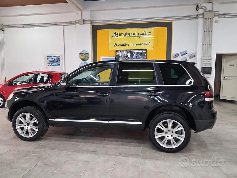 Usata VW Touareg Exclusive 174 CV (127 kW) 2008 Nero SUV