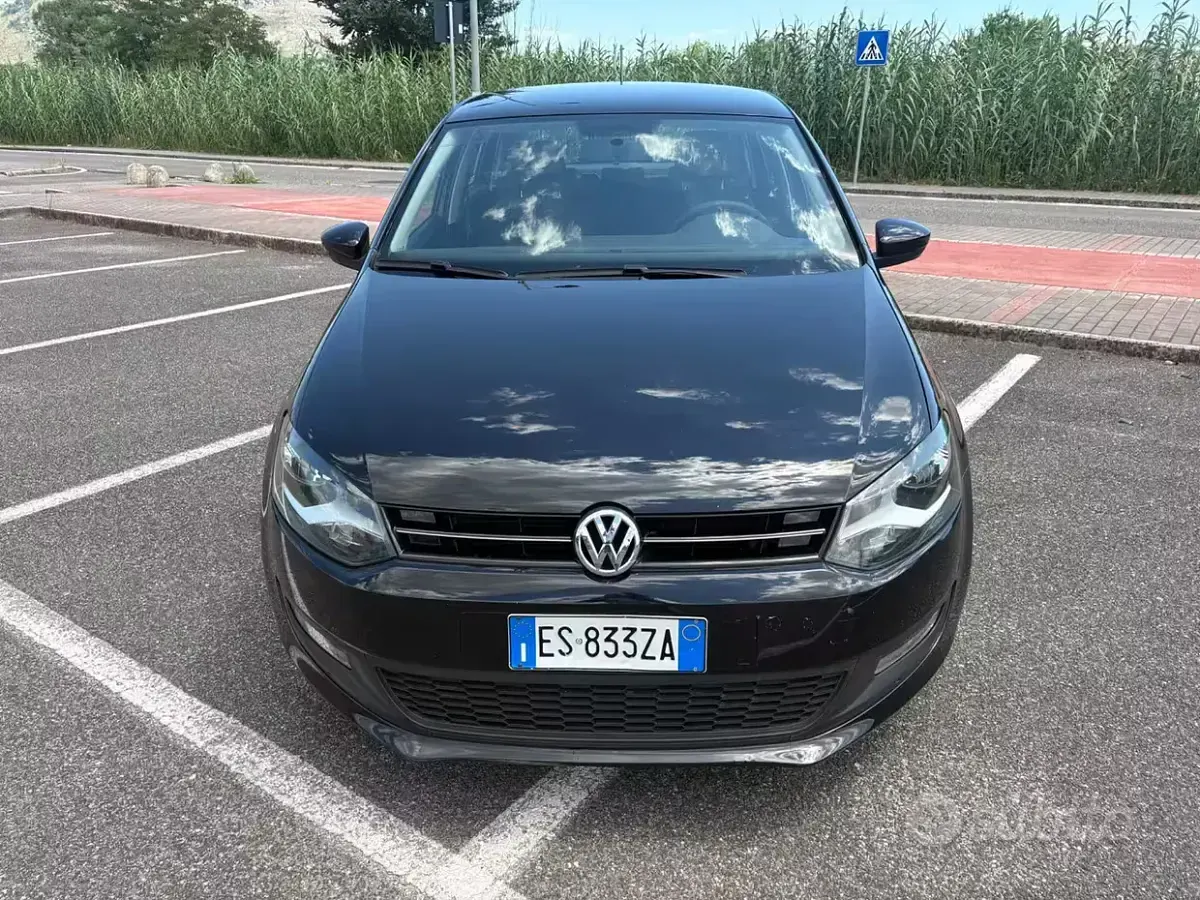 Usata VW Polo 75 CV (55 kW) 2014 Nero Berlina