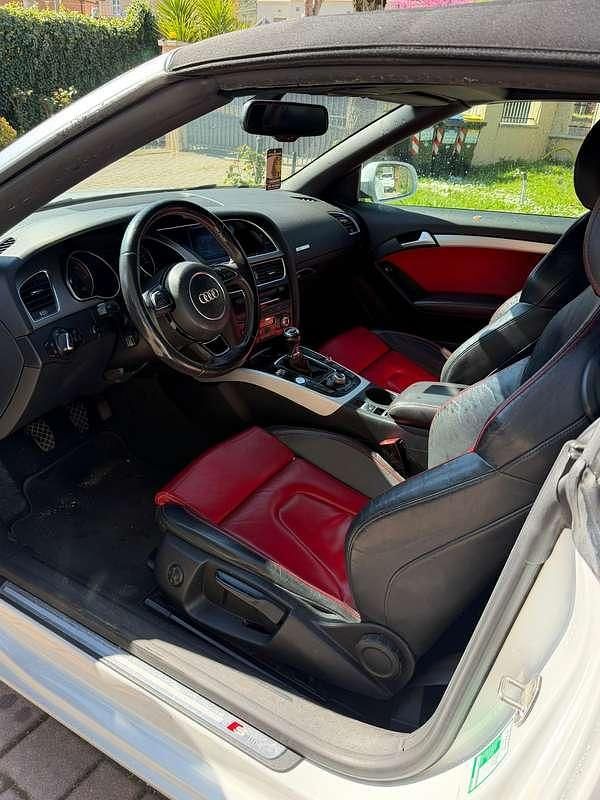 Usata Audi A5 Cabriolet S-Line 177 CV (130 kW) 2013 Bianco Cabrio