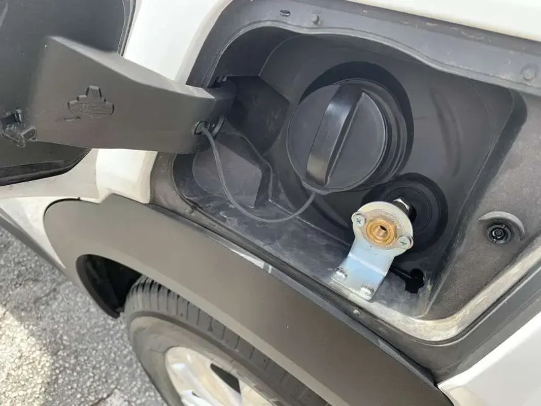 Usata Opel Mokka Elegance 131 CV (96 kW) 2022 Bianco SUV