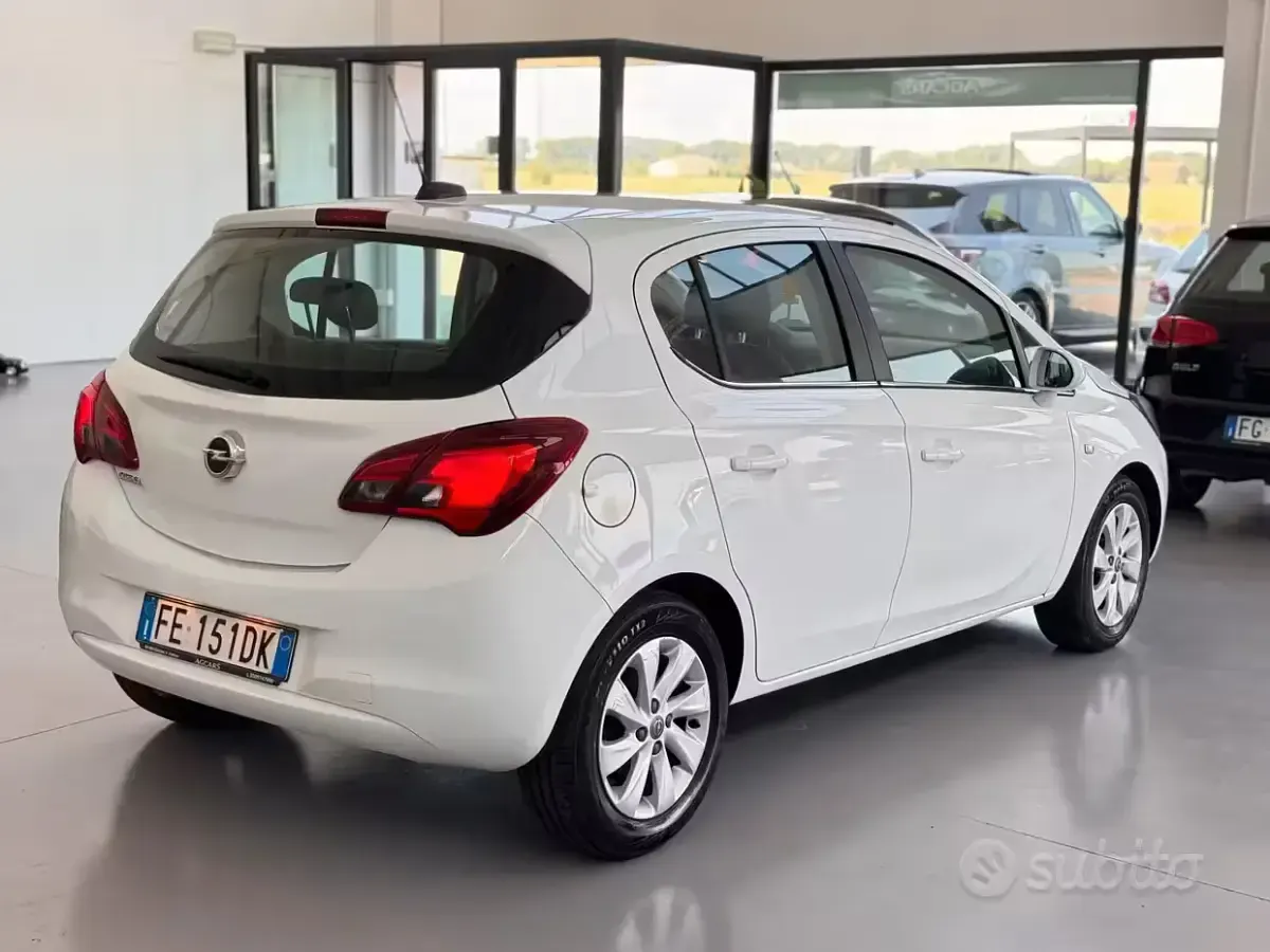 Usata Opel Corsa Innovation 90 CV (66 kW) 2016 Bianco Utilitaria
