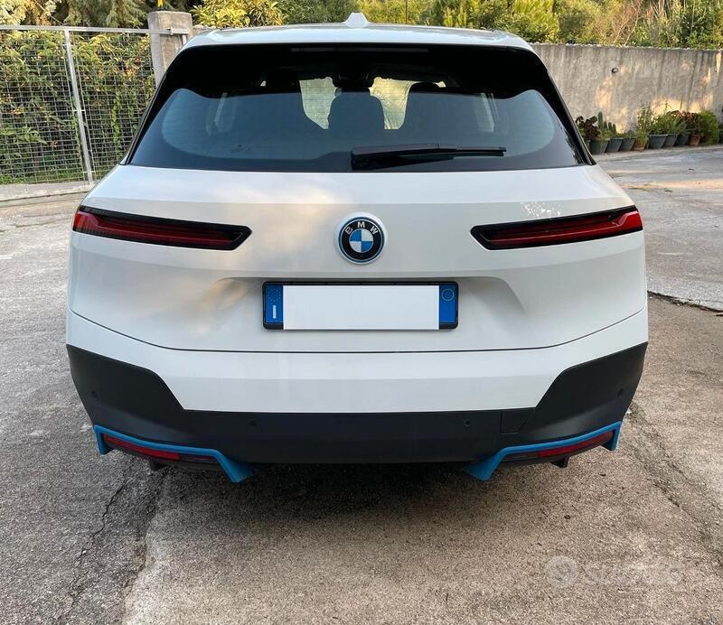 Usato 2022 BMW iX El 139 CV (52.900 €)