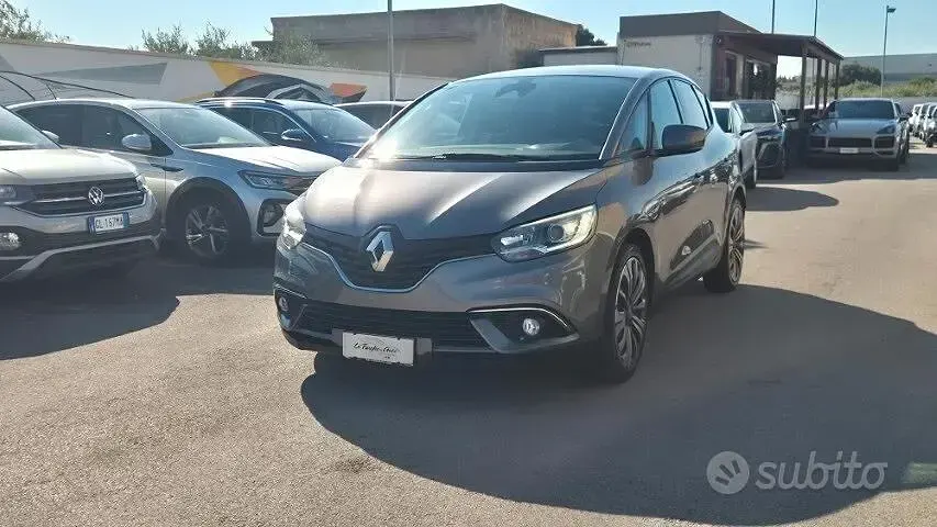 Usata Renault Scénic 110 CV (80 kW) 2017 Grigio Monovolume