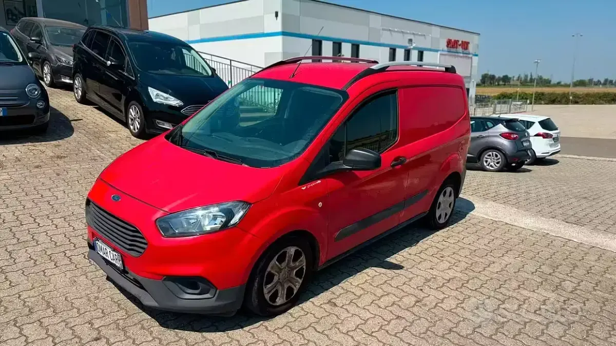 Usata Ford Transit 75 CV (55 kW) 2019 Rosso Furgone
