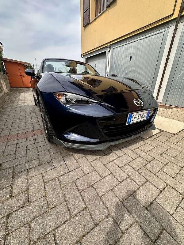Usata Mazda MX5 Inclusive 184 CV (135 kW) 2021 Blu/azzurro Cabrio