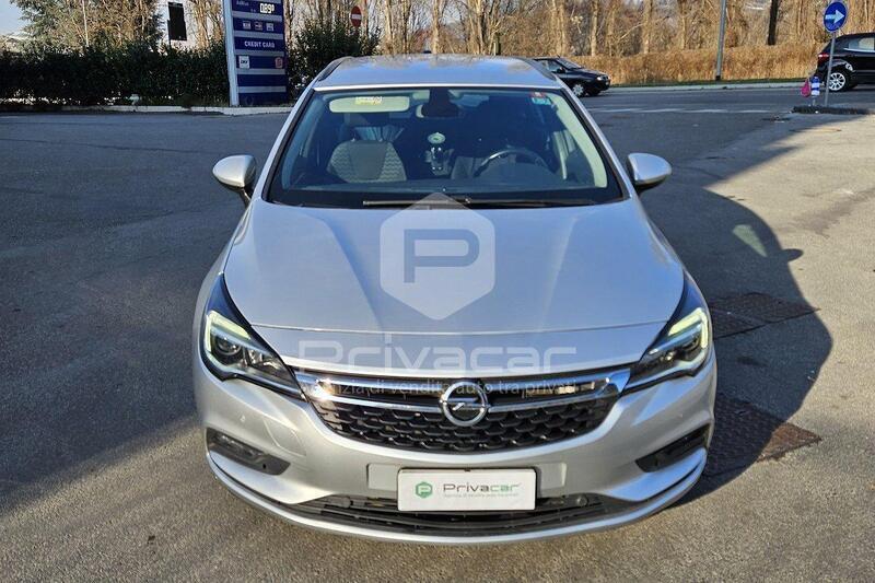 Usato 2019 Opel Astra 1.6 Diesel 136 CV (11.800 €)