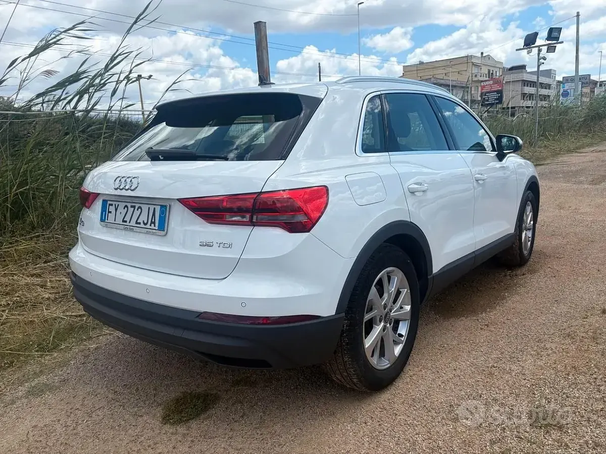 Usata Audi Q3 150 CV (110 kW) 2019 Bianco SUV
