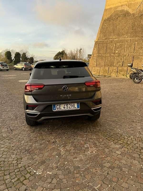 Usata VW T-Roc Sportline 150 CV (110 kW) 2021 Grigio SUV