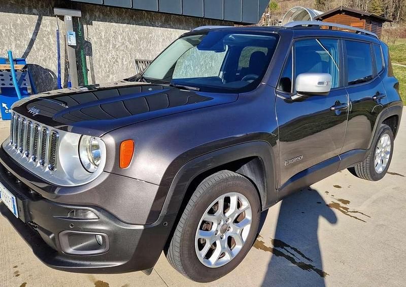 Usata Jeep Renegade Limited 140 CV (102 kW) 2017 SUV