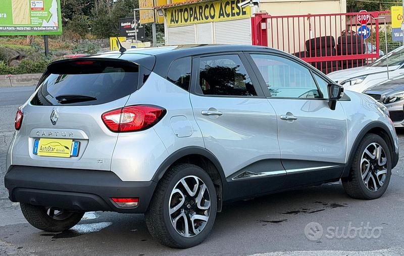 Usata Renault Captur 90 CV (66 kW) 2014 Grigio SUV
