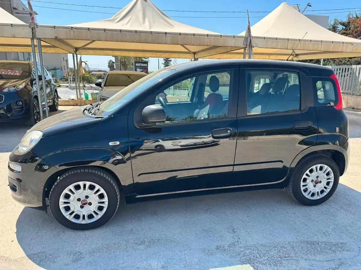 Usata Fiat Panda Pop 75 CV (55 kW) 2015 Nero Utilitaria