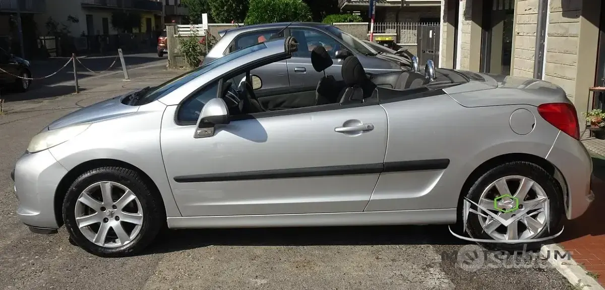 Usata Peugeot 207 109 CV (80 kW) 2009 Grigio Cabrio