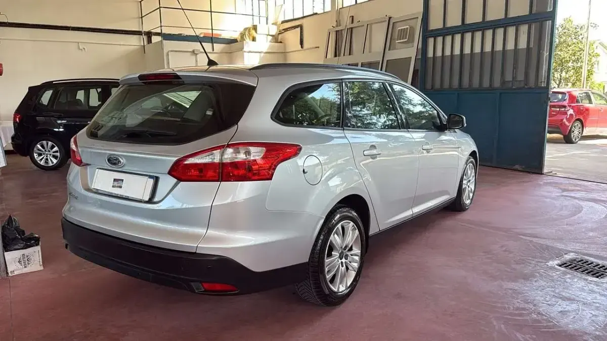 Usata Ford Focus 105 CV (77 kW) 2013 Other Station wagon