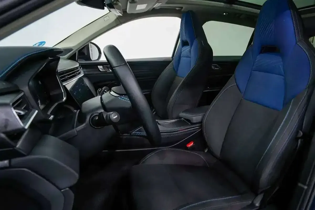 Usata Lynk & Co 01 179 CV (131 kW) 2021 Vari colori SUV