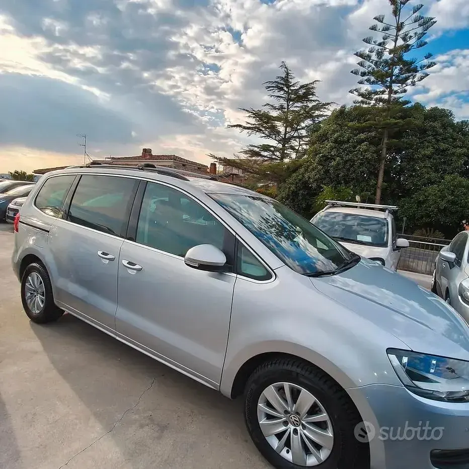 Usata VW Sharan 140 CV (102 kW) 2010 Grigio Monovolume
