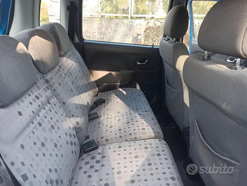 Usata Opel Agila Comfort 58 CV (42 kW) 2003 Blu/azzurro Monovolume