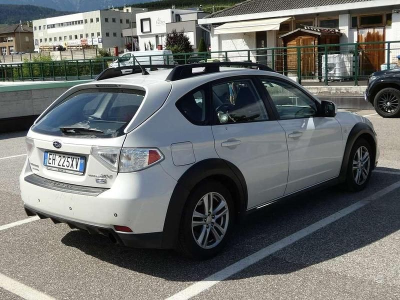 Usata Subaru Impreza 150 CV (110 kW) 2011 Bianco Berlina