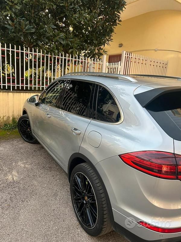 Usata Porsche Cayenne S 2015 Grigio SUV