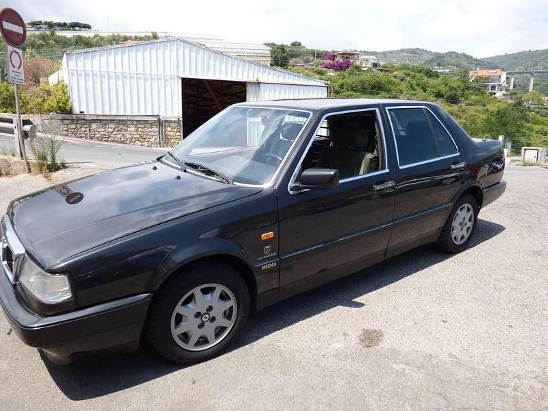 Usata Lancia Thema 147 CV (108 kW) 1989 Berlina