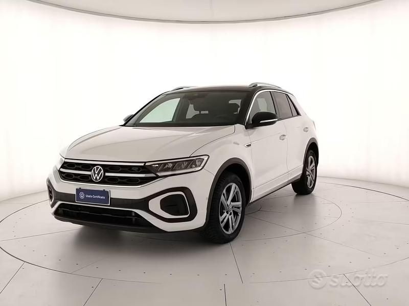 Usata VW T-Roc R-line 150 CV (110 kW) 2023 Pure white nero SUV