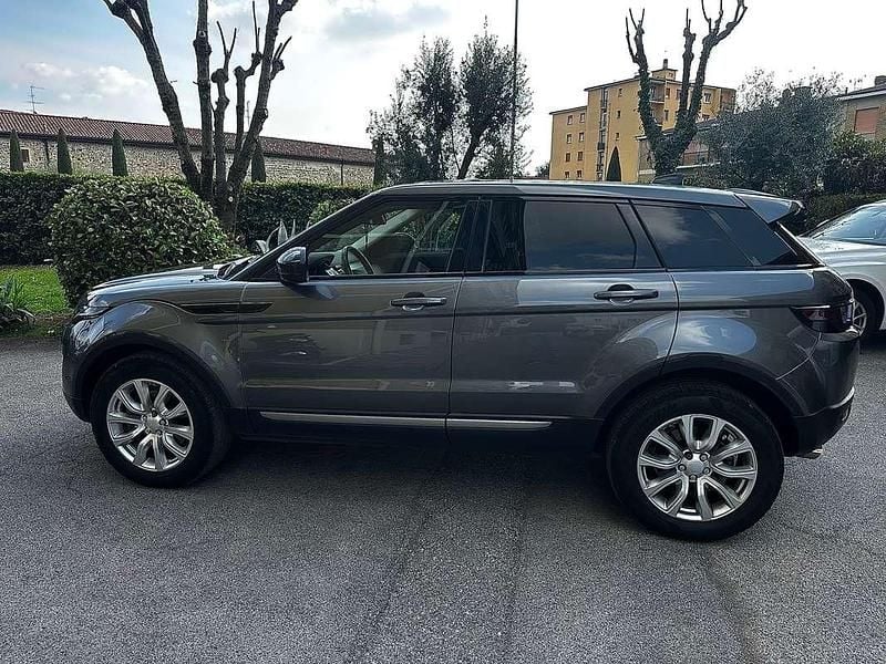 Usata Land Rover Range Rover evoque 150 CV (110 kW) 2019 Grigio SUV