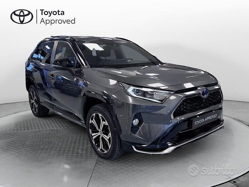 Usata Toyota RAV4 Hybrid Style 306 CV (225 kW) 2021 Grigio SUV