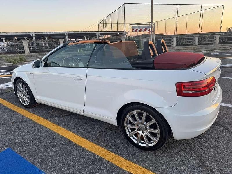Usata Audi A3 Cabriolet Attraction 140 CV (102 kW) 2013 Cabrio