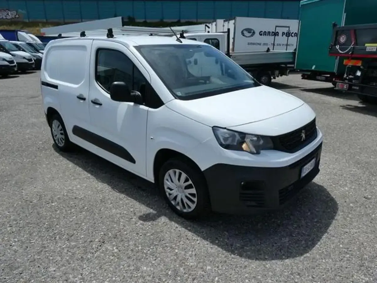 Usata Peugeot Partner 101 CV (74 kW) 2020 Bianco Monovolume