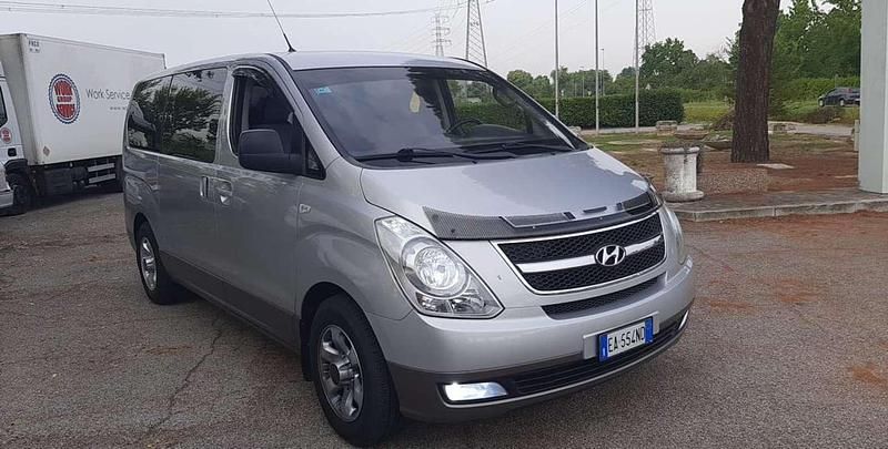 Usata 2010 Hyundai H-1 Active Furgone | 7500 € - Immagine 1/4