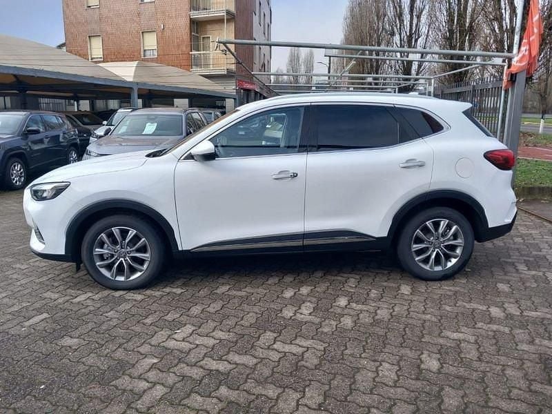 Usata MG HS Comfort 162 CV (119 kW) 2024 Bianco SUV