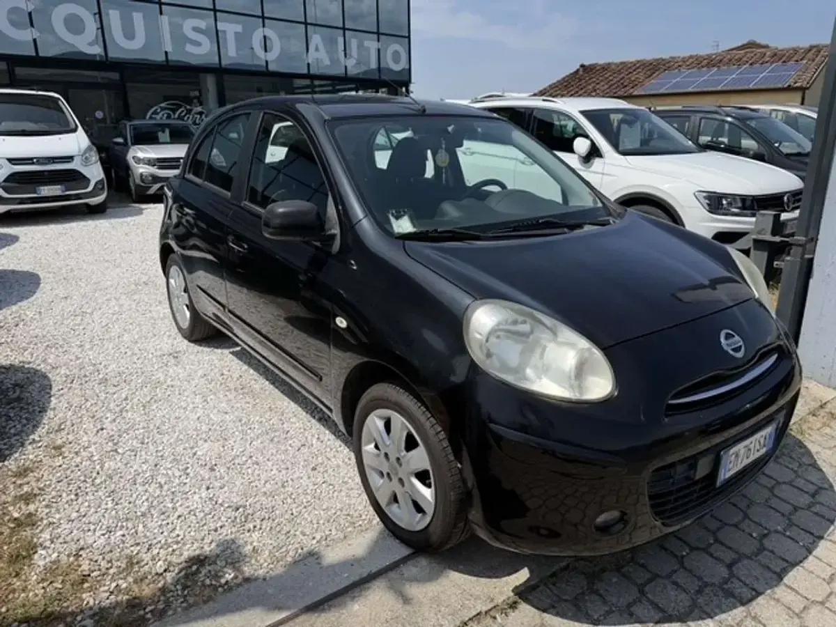 Usata Nissan Micra Acenta 80 CV (58 kW) 2012 Nero Utilitaria