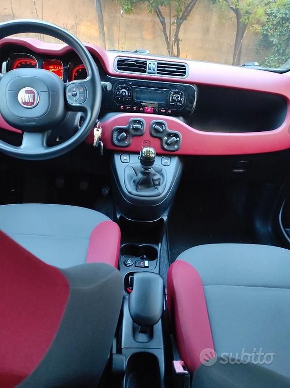 Usata Fiat Panda 69 CV (50 kW) 2015 Nero Utilitaria