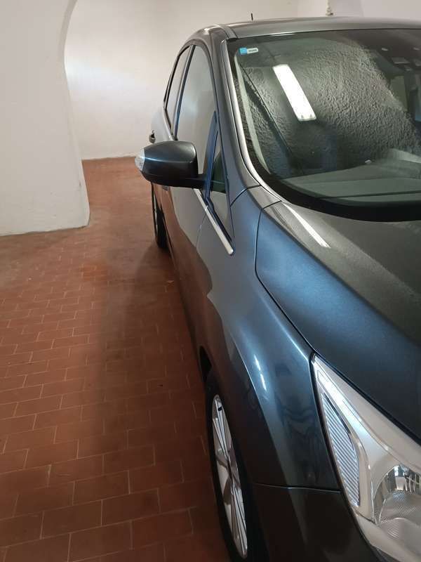 Grigio Usata 2019 Ford C-MAX Titanium S Monovolume | 15.000 € (Cara) - Immagine 1/4