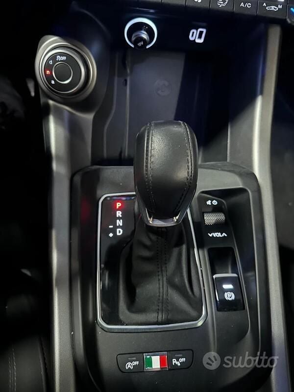 Usata Alfa Romeo Tonale 131 CV (96 kW) 2023 Blu SUV