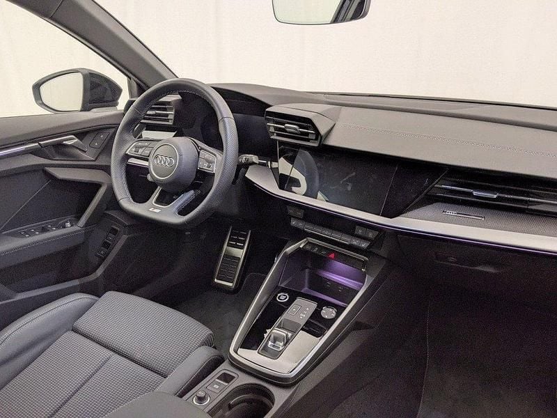 Usata Audi A3 S-Line 2021 Blu Berlina