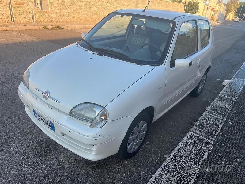 Usata Fiat 600 54 CV (39 kW) 2010 Bianco Utilitaria