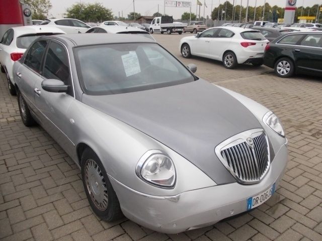 Lancia thema 2020 price picture