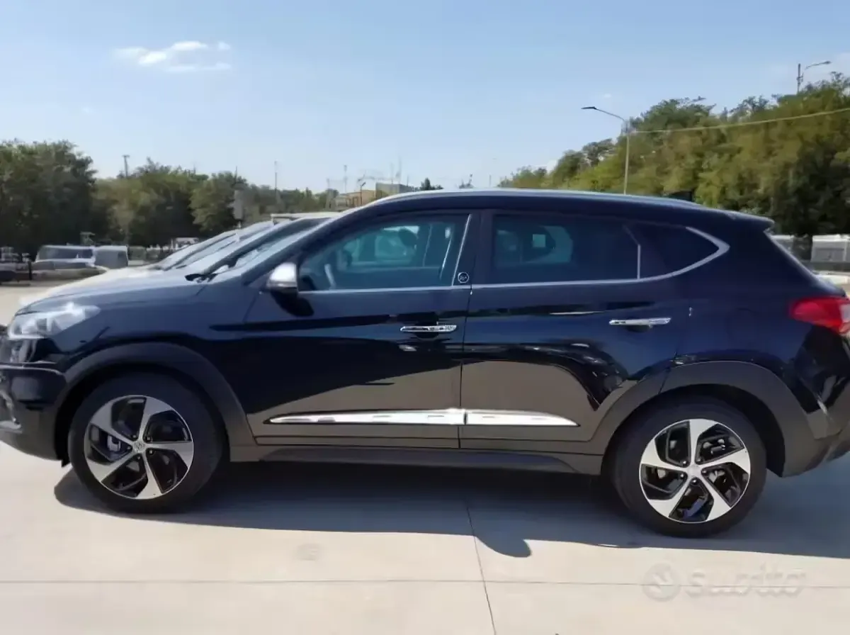 Usata Hyundai Tucson 141 CV (103 kW) 2017 Nero SUV