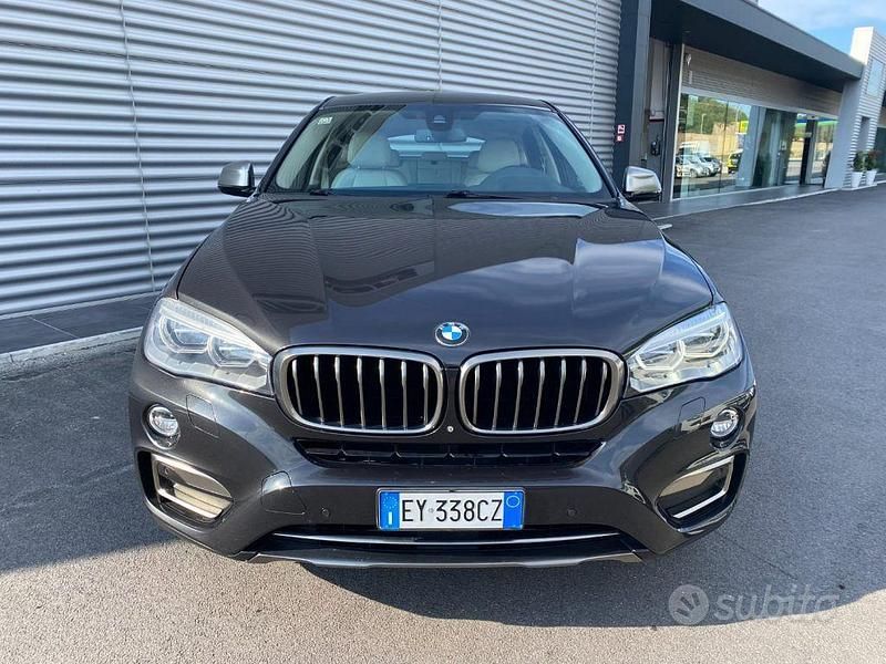 Usata BMW X6 Efficient Dynamics 258 CV (189 kW) 2015 Grigio SUV