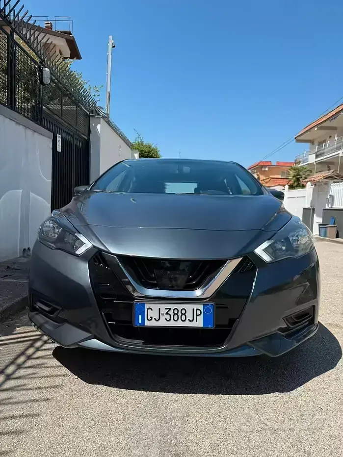Usata Nissan Micra Acenta 92 CV (67 kW) 2022 Grigio Utilitaria