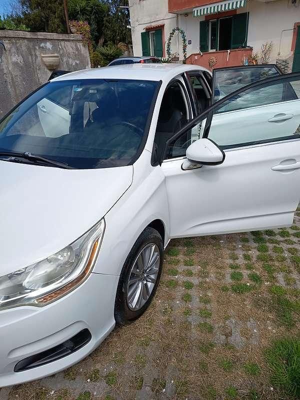 Usata Citroën C4 Attraction 92 CV (67 kW) 2012 Bianco Berlina