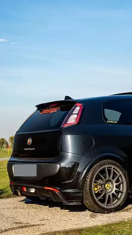 Usata Abarth Punto Evo 165 CV (121 kW) 2014 Nero Utilitaria