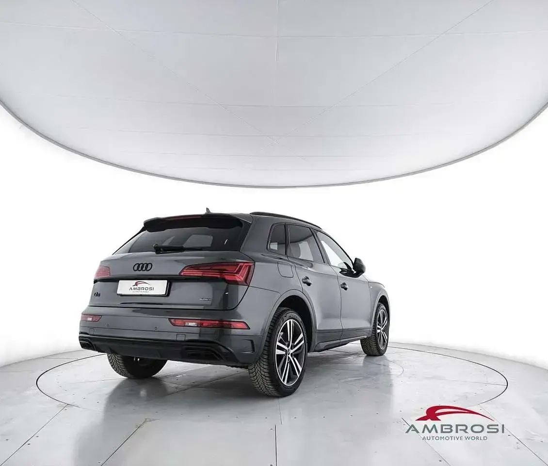 Usata Audi Q5 S-line plus 204 CV (150 kW) 2023 Grigio SUV