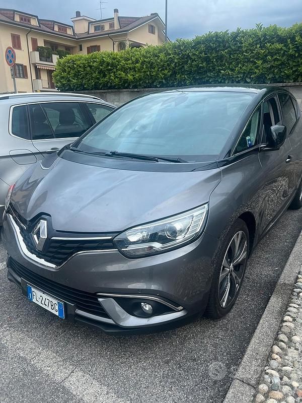 Usata Renault Scénic IV 110 CV (80 kW) 2017 Grigio Monovolume
