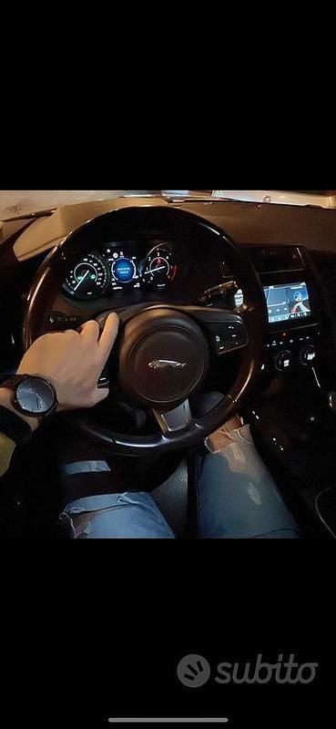 Usata Jaguar E-Pace 150 CV (110 kW) 2018 Nero SUV