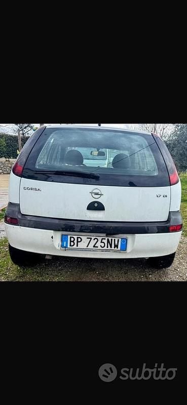 Usata Opel Corsa 60 CV (44 kW) 2002 Bianco Utilitaria