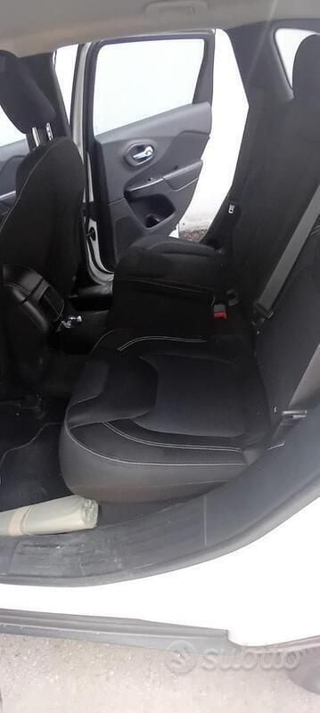 Usata Jeep Cherokee 80 CV (58 kW) 2016 Bianco SUV