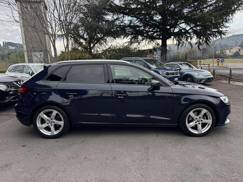 Usata Audi A3 Ambiente 116 CV (85 kW) 2018 Blu/azzurro Berlina