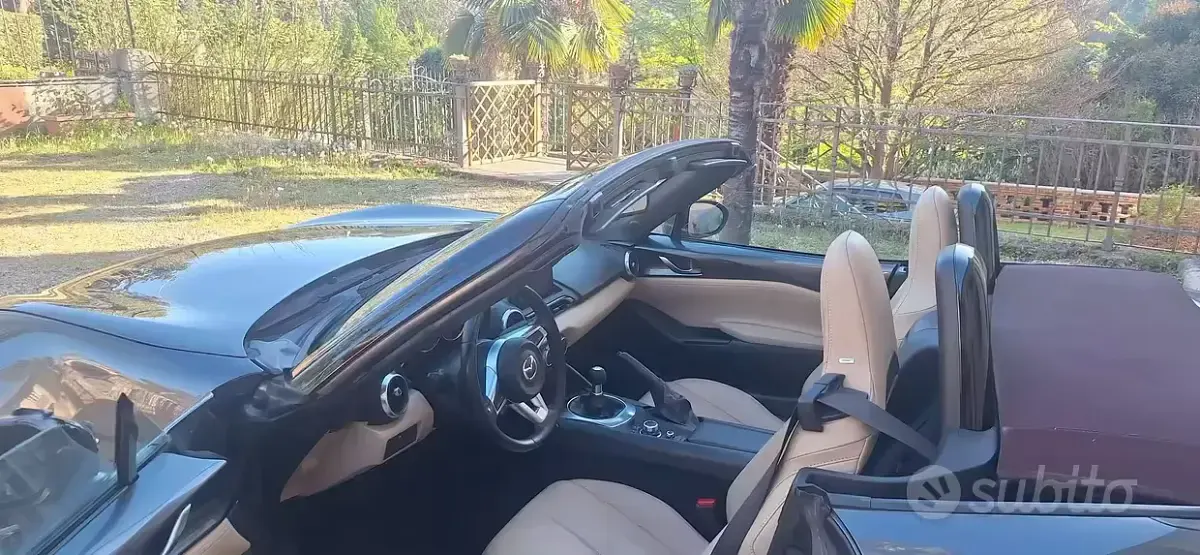 Usata Mazda MX5 Exceed 131 CV (96 kW) 2018 Grigio Cabrio